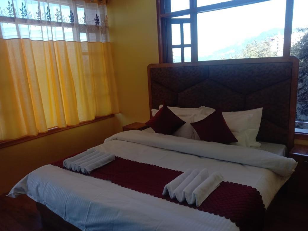 Hotel Floret Sojourn Shimla Exterior foto